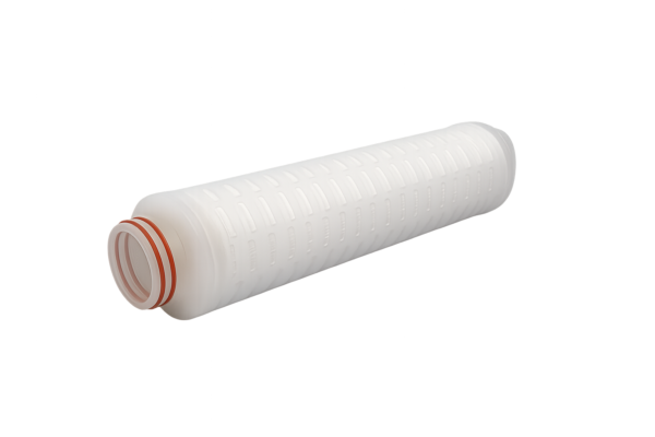 Los cartuchos de membrana plisada de polisulfona hidrófila ofrecen eficiencias de eliminación extremadamente altas, logrando una filtración confiable de partículas, microorganismos y contaminantes microbiológicos.